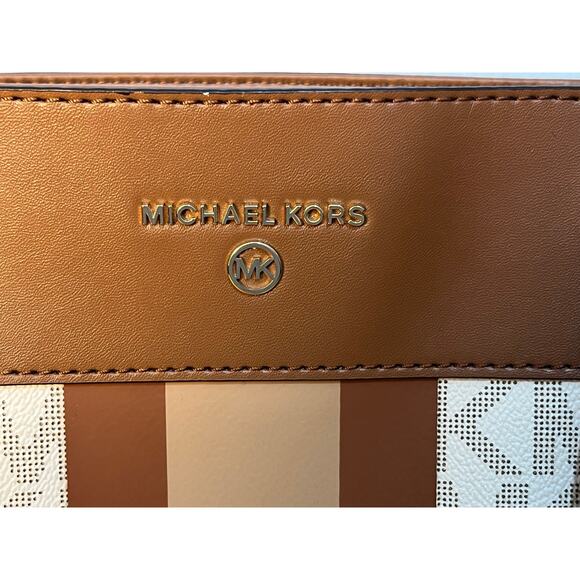 Michael Kors Morgan Canvas Tote Large Tan White Felt Organizer Preppy Twee - Picture 3 of 9